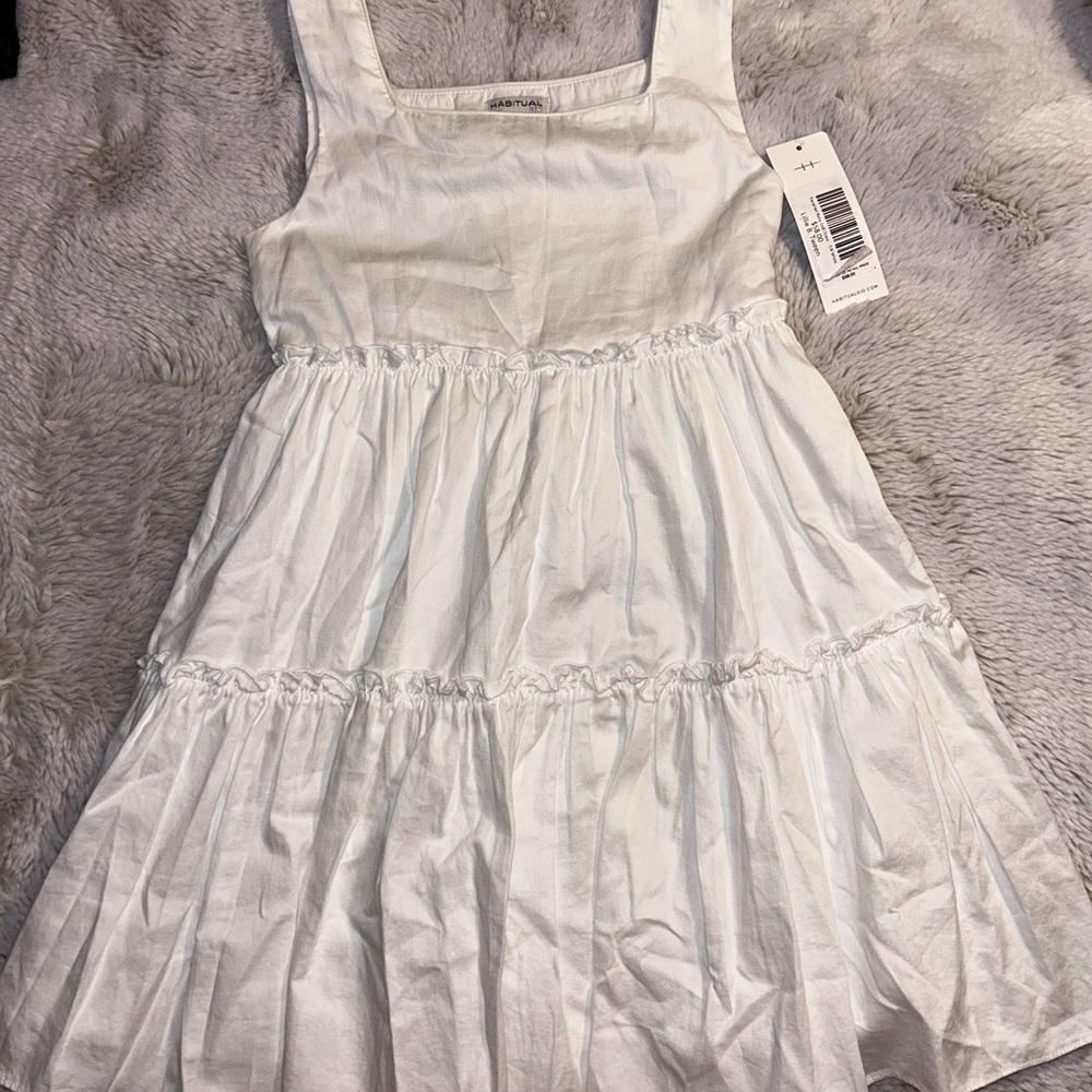 NWT Habitual White Tiered Dress size 7/8